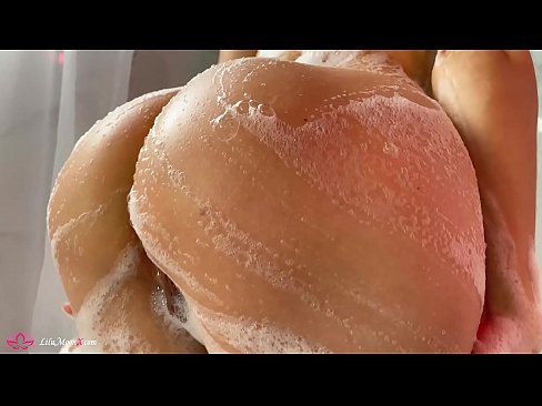 ❤️ Brunette په شاور کې د شدید orgasm لپاره د وایبرټر سره بلی مشت زنی کوي ️❌  په فحش ps.virtsextor.ru