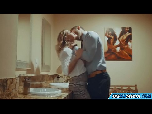 ❤️ کله چې یو ښکلی سپین رنګ تاسو په عامه تشناب کې جذبوي ️❌  په فحش ps.virtsextor.ru
